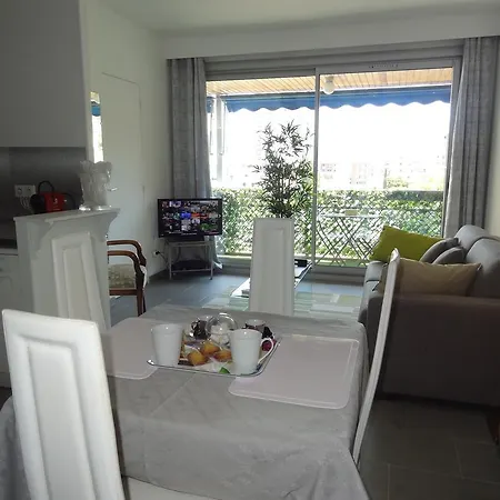 Le Goya Apartment